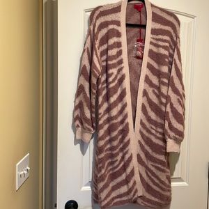 Jennifer Lopez zebra print sweater